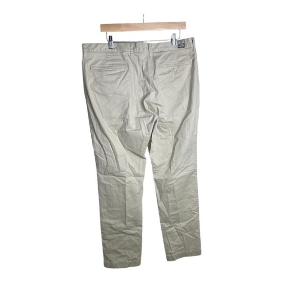J. Crew Men's Khaki 770 Straight Pants Size 36W X 32L NWT - Picture 2 of 8